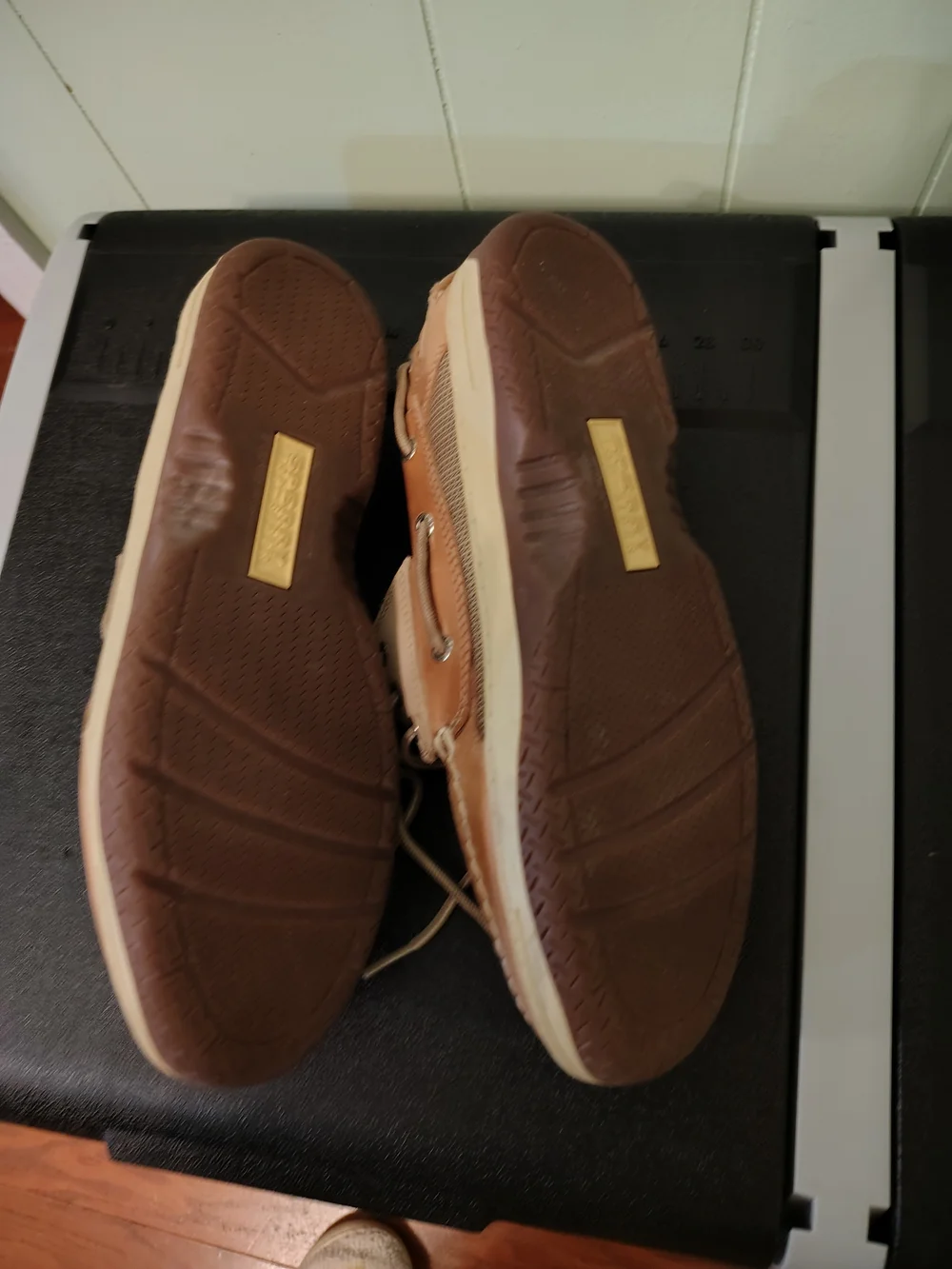 Sperry Tan Leather Men’s Boat Shoes